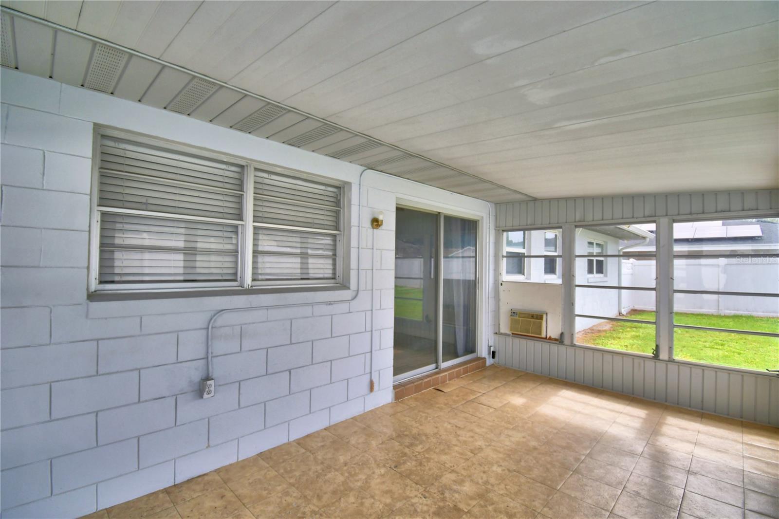 FLA HIGHLANDS CO SUB - Residential Lease