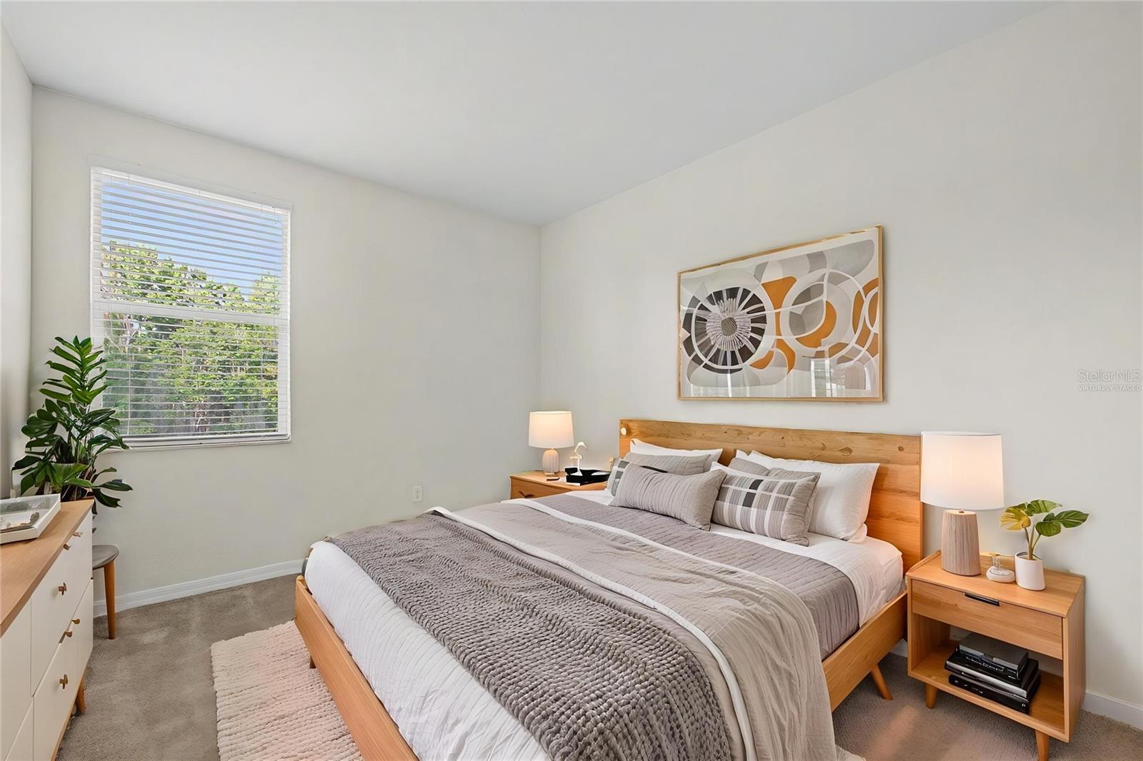 SEVEN OAKS - Residential