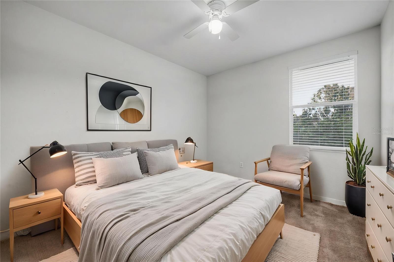 SEVEN OAKS - Residential
