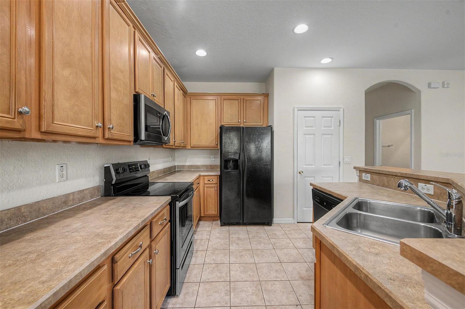SEVEN OAKS - Residential