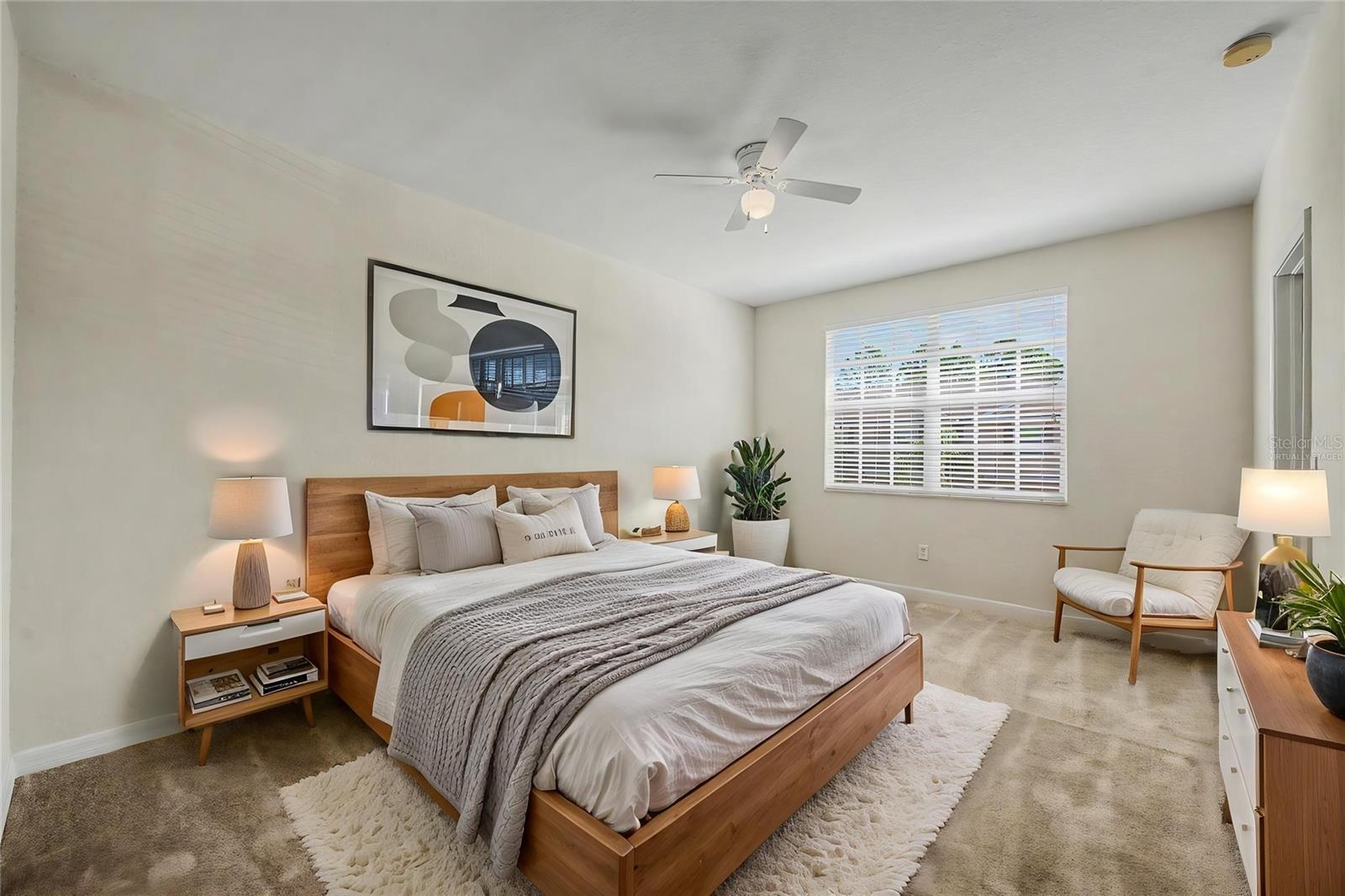 SEVEN OAKS - Residential