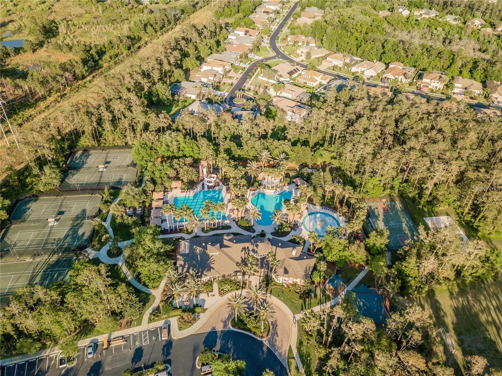 SEVEN OAKS - Residential