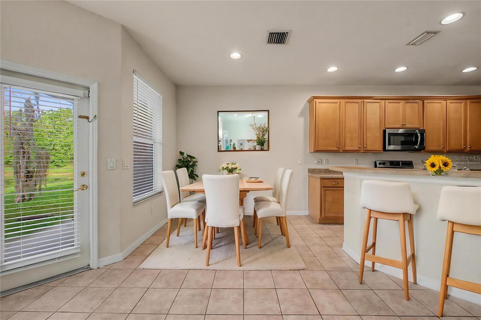 SEVEN OAKS - Residential
