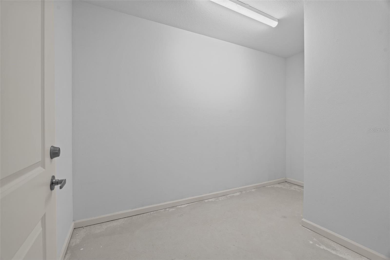 LUNARA APARTMENTS - Residential Lease