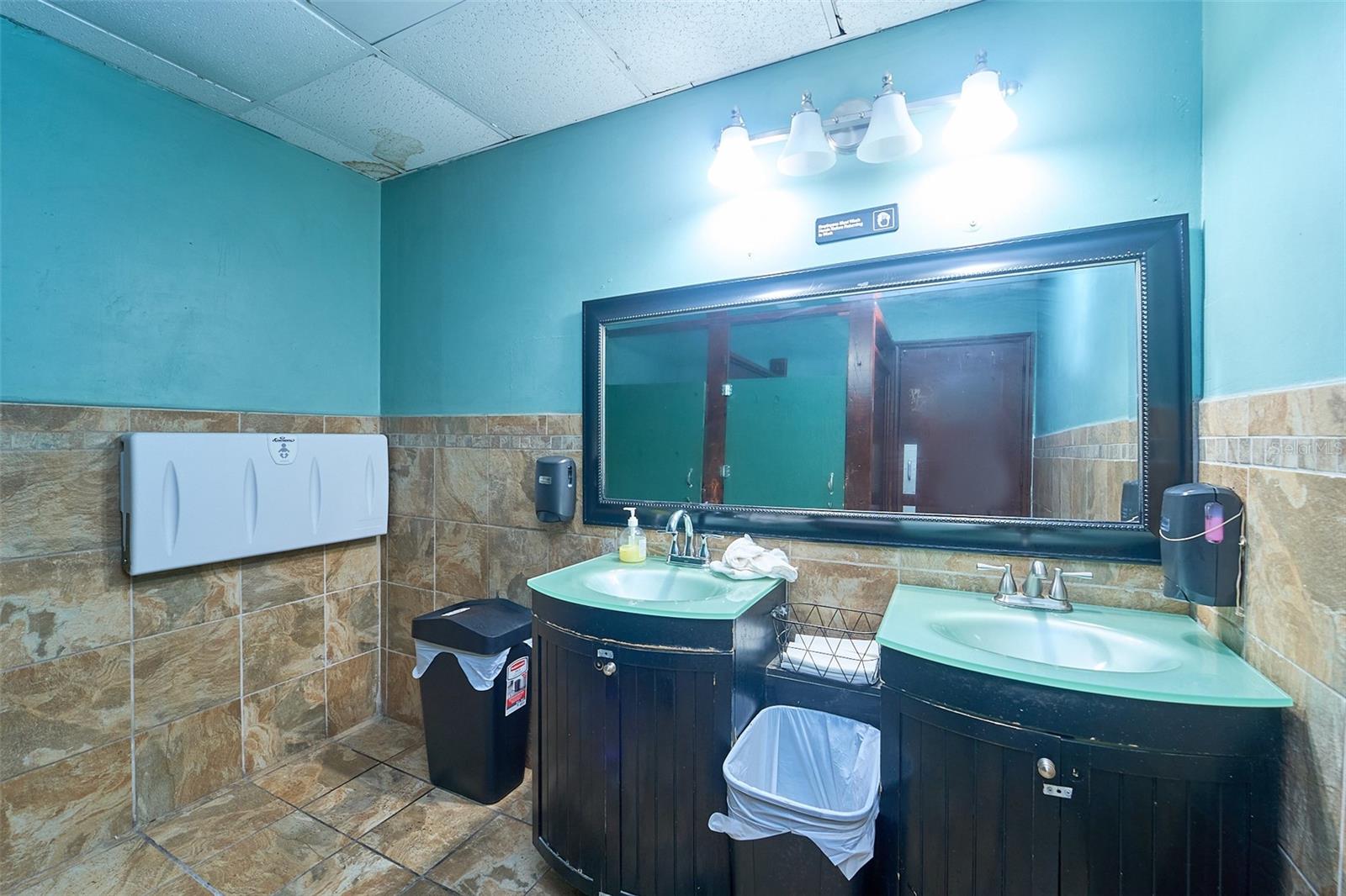 UNPLATTED - Commercial Sale