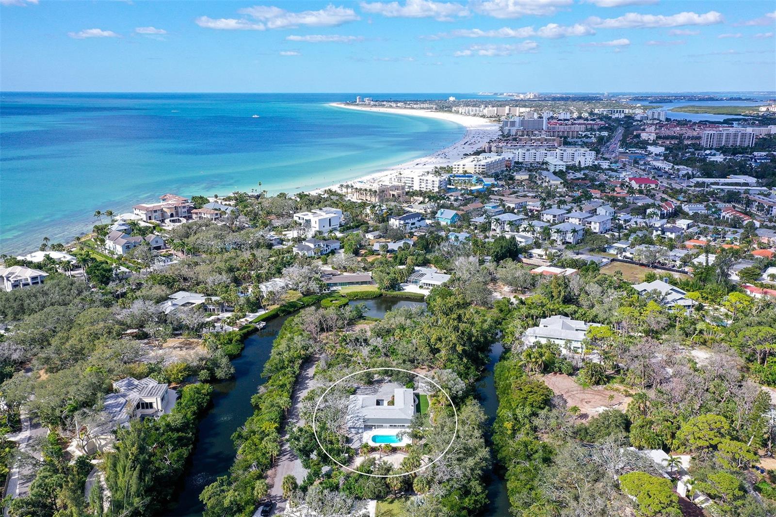 SIESTA PROPERTIES/THE SANDERLING - Residential