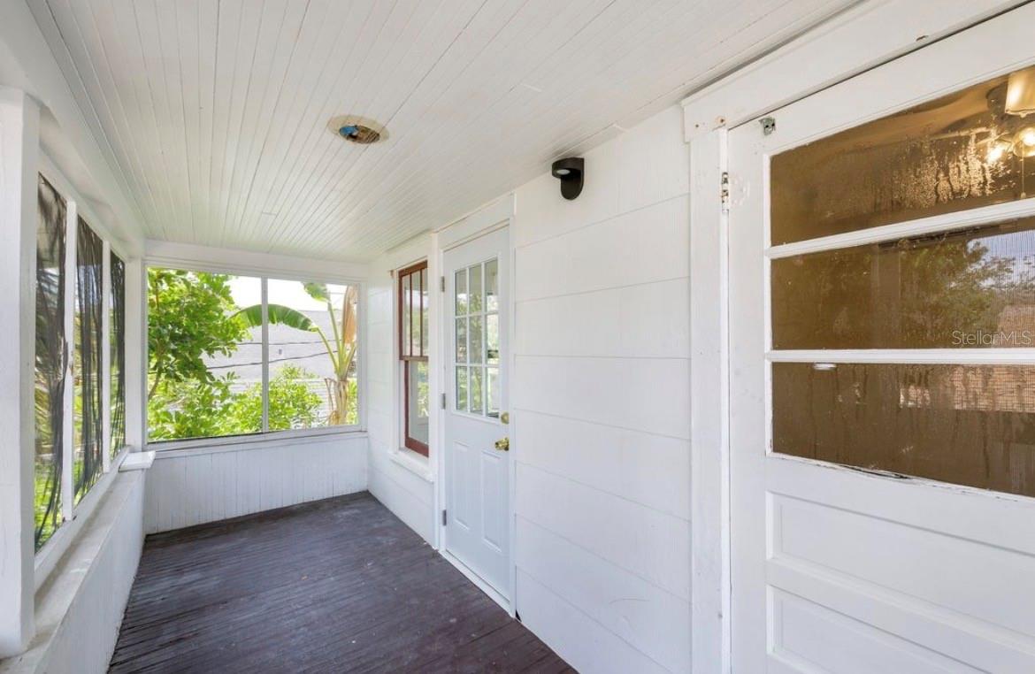 BOONES REV SUB - Residential Lease