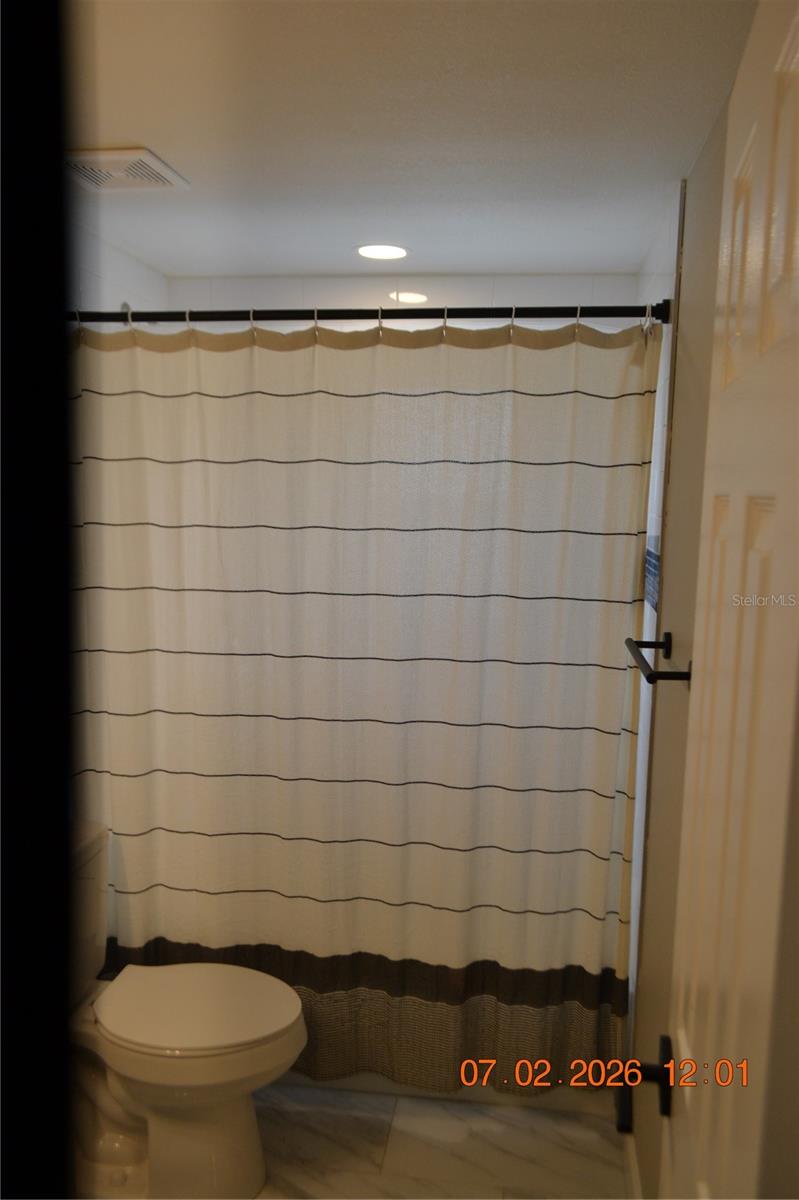 UNPLATTED - Residential Lease