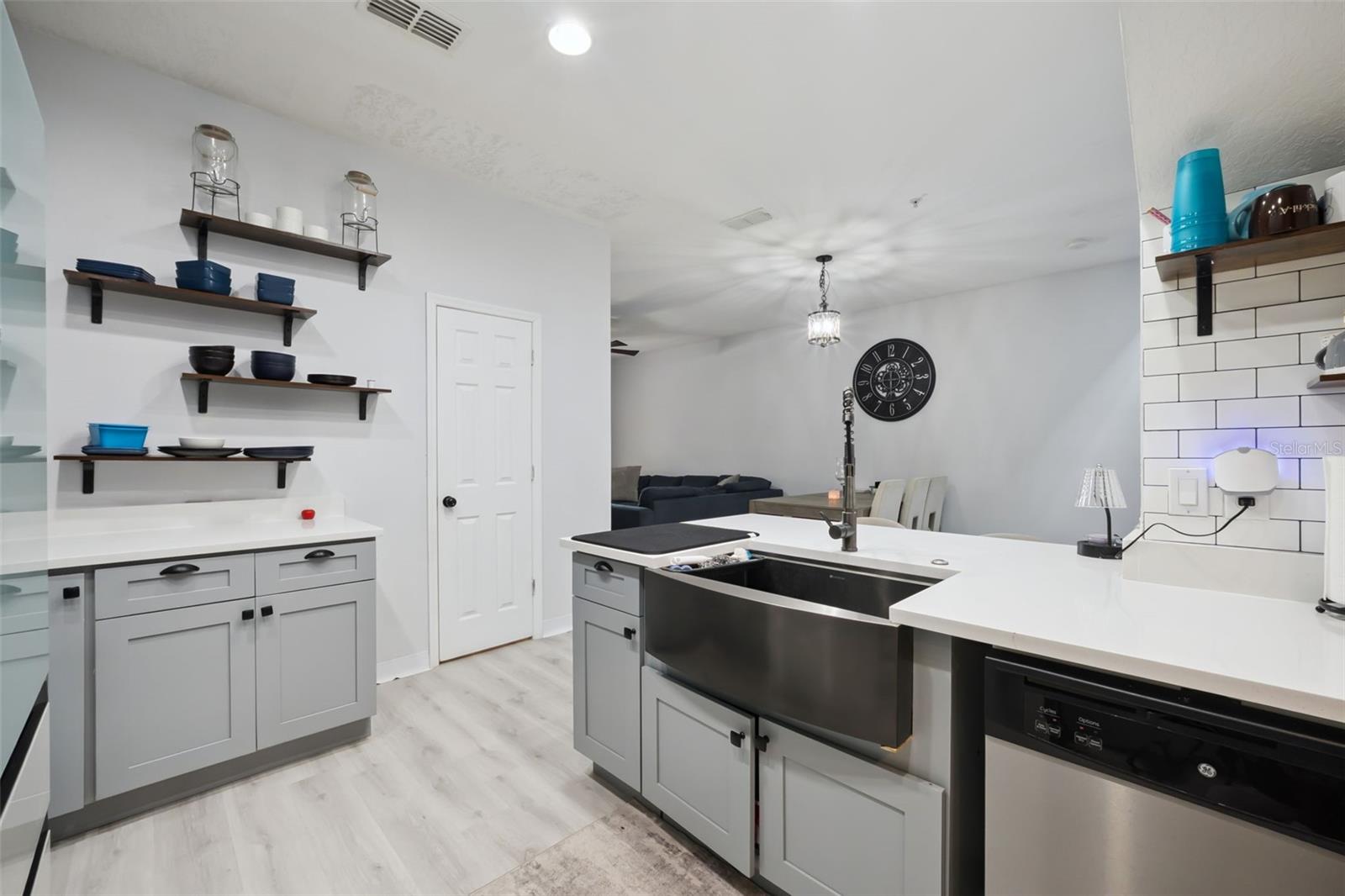 RESERVE/MDW LAKE A-I K M O Q T - Residential