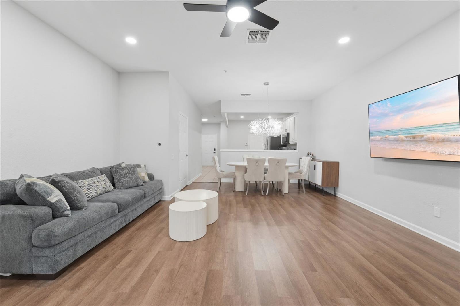 VISTAS/PHILLIPS COMMONS - Residential