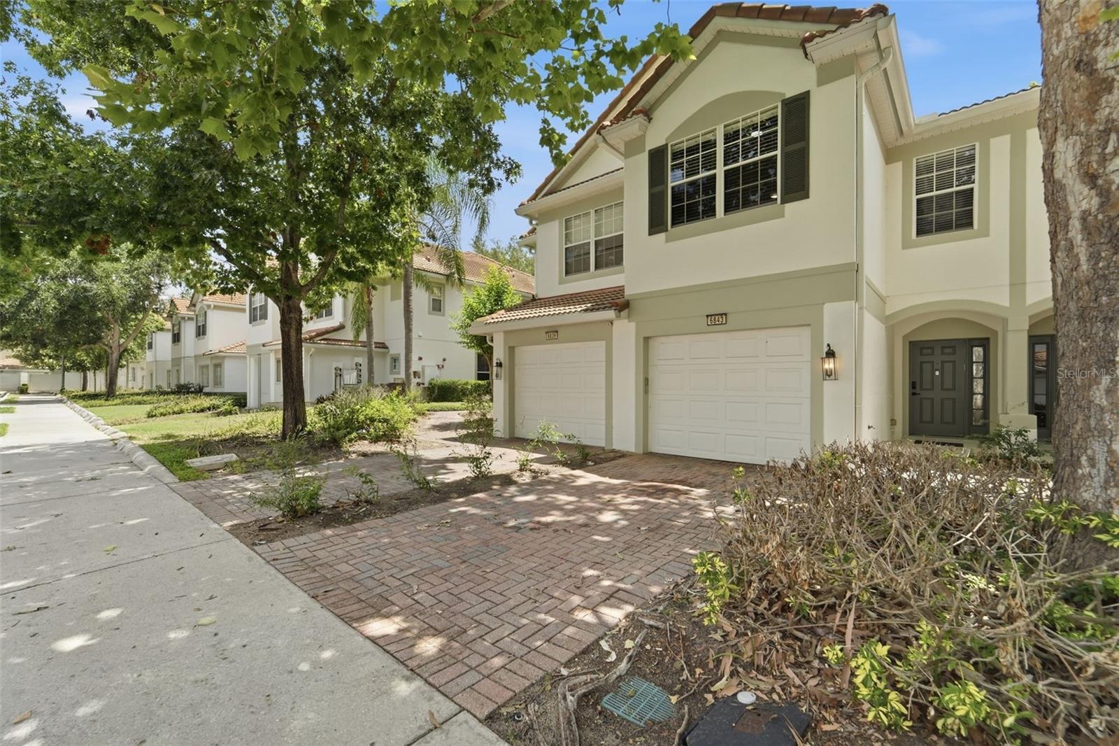 VISTAS/PHILLIPS COMMONS - Residential