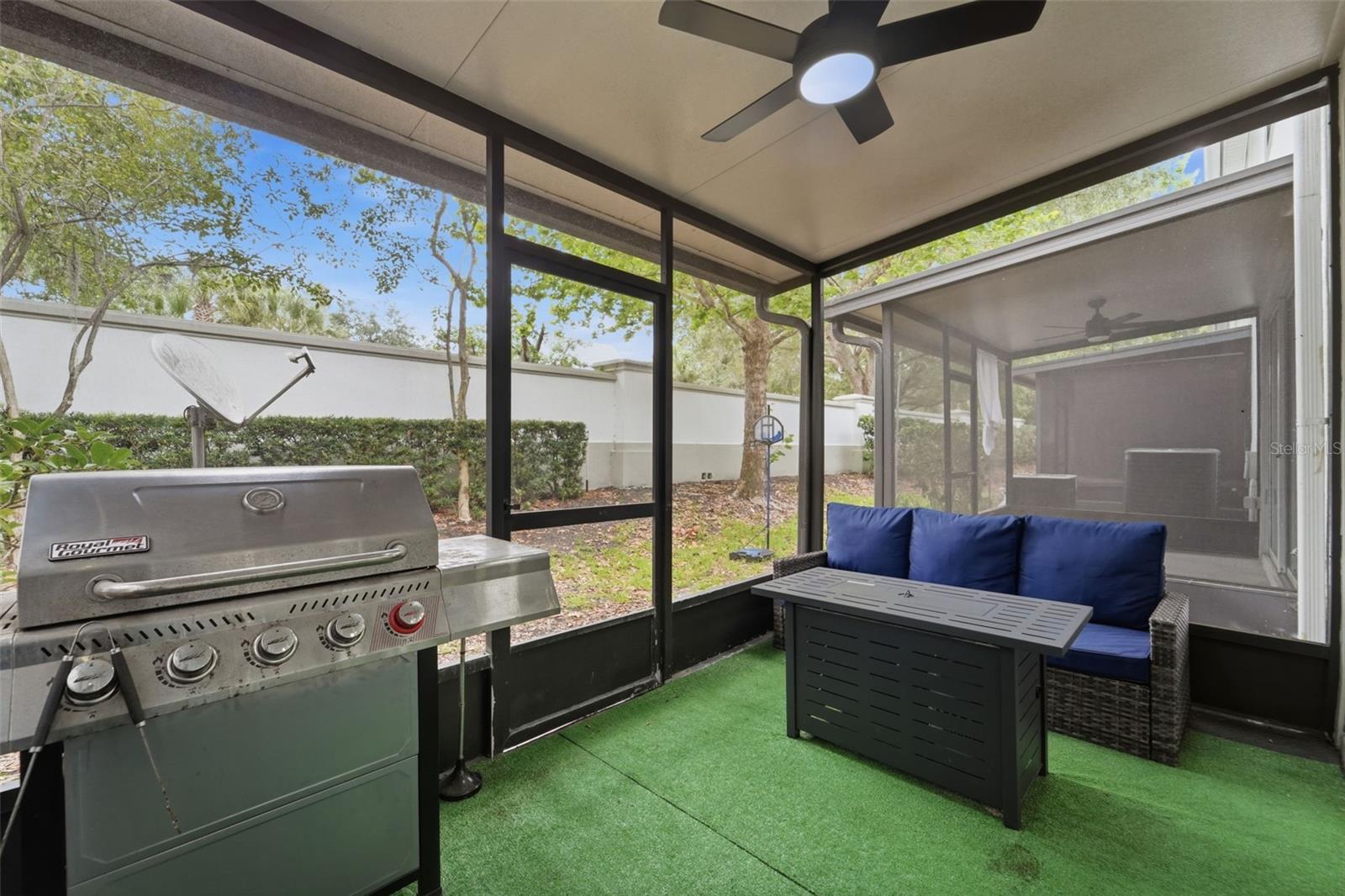 VISTAS/PHILLIPS COMMONS - Residential