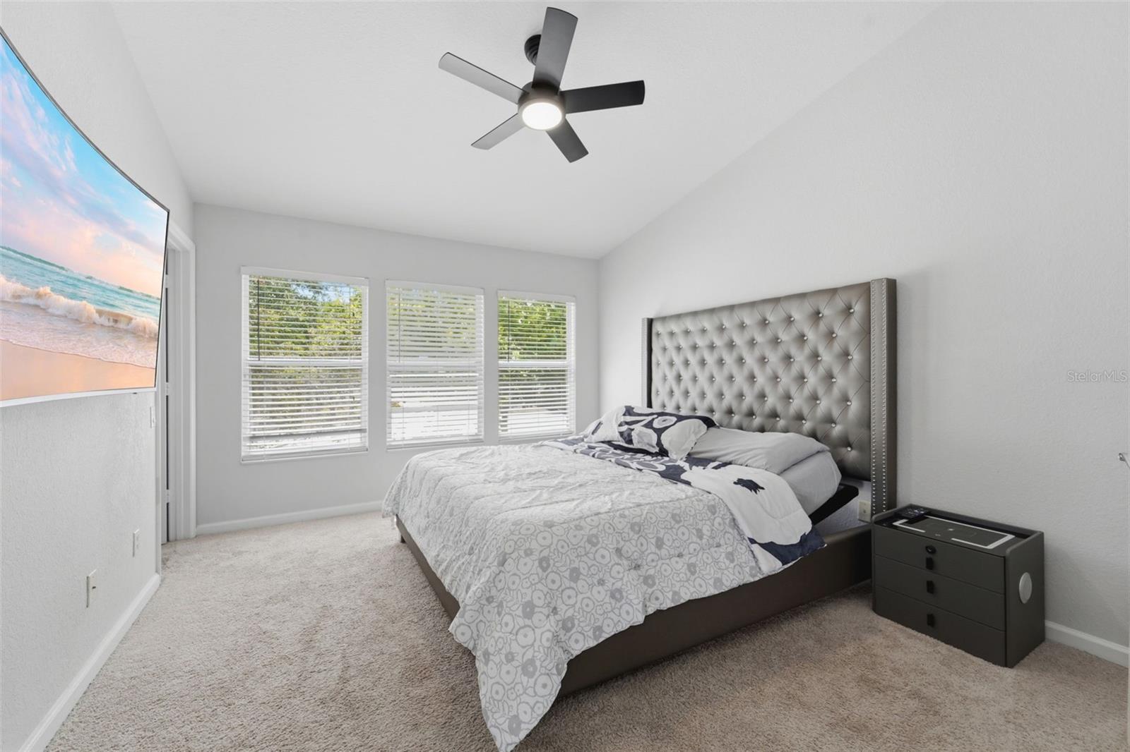 VISTAS/PHILLIPS COMMONS - Residential