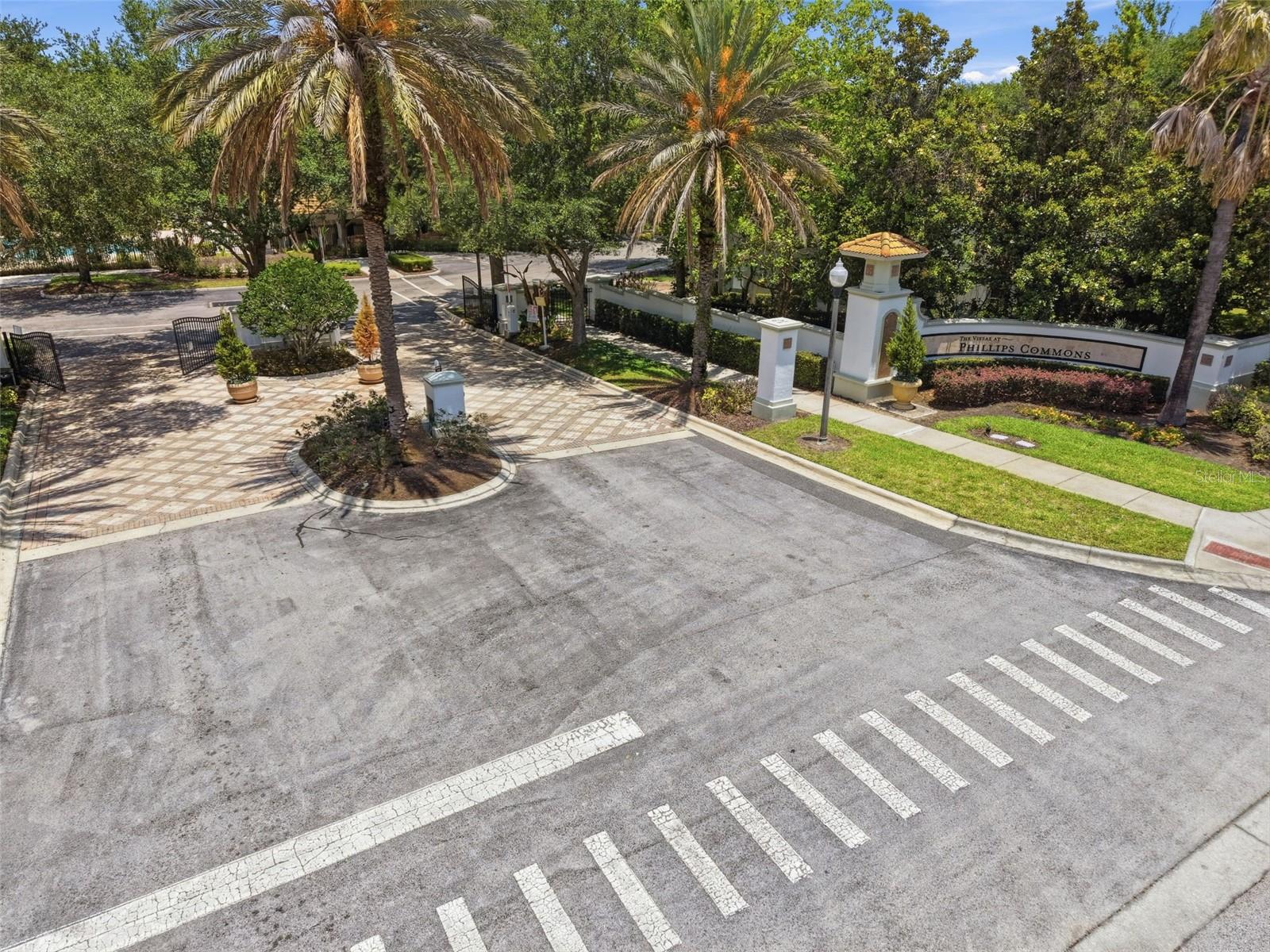 VISTAS/PHILLIPS COMMONS - Residential