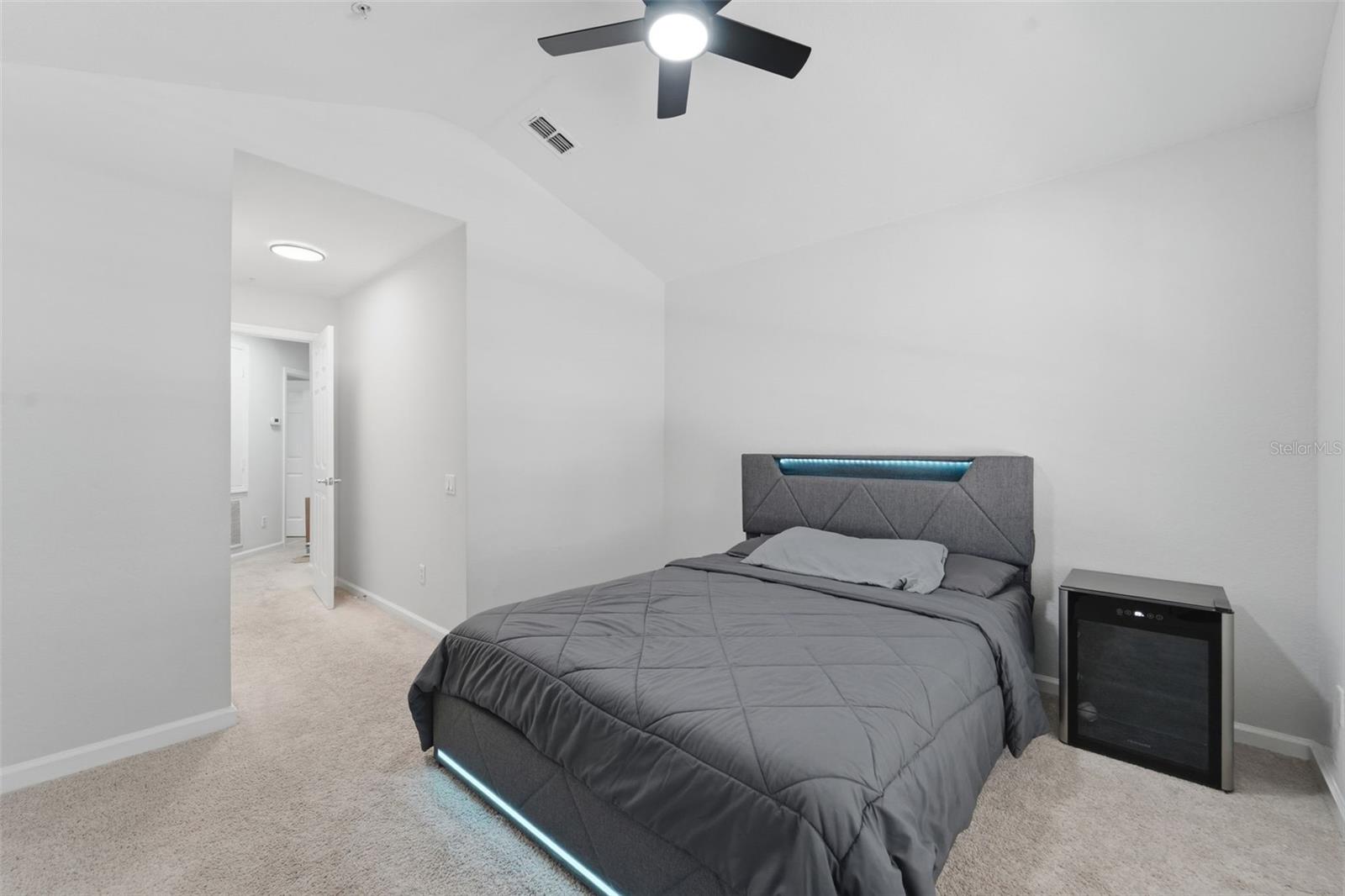 VISTAS/PHILLIPS COMMONS - Residential