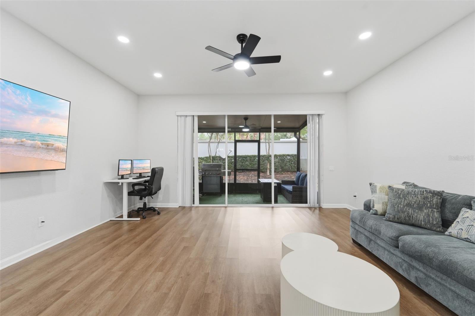 VISTAS/PHILLIPS COMMONS - Residential