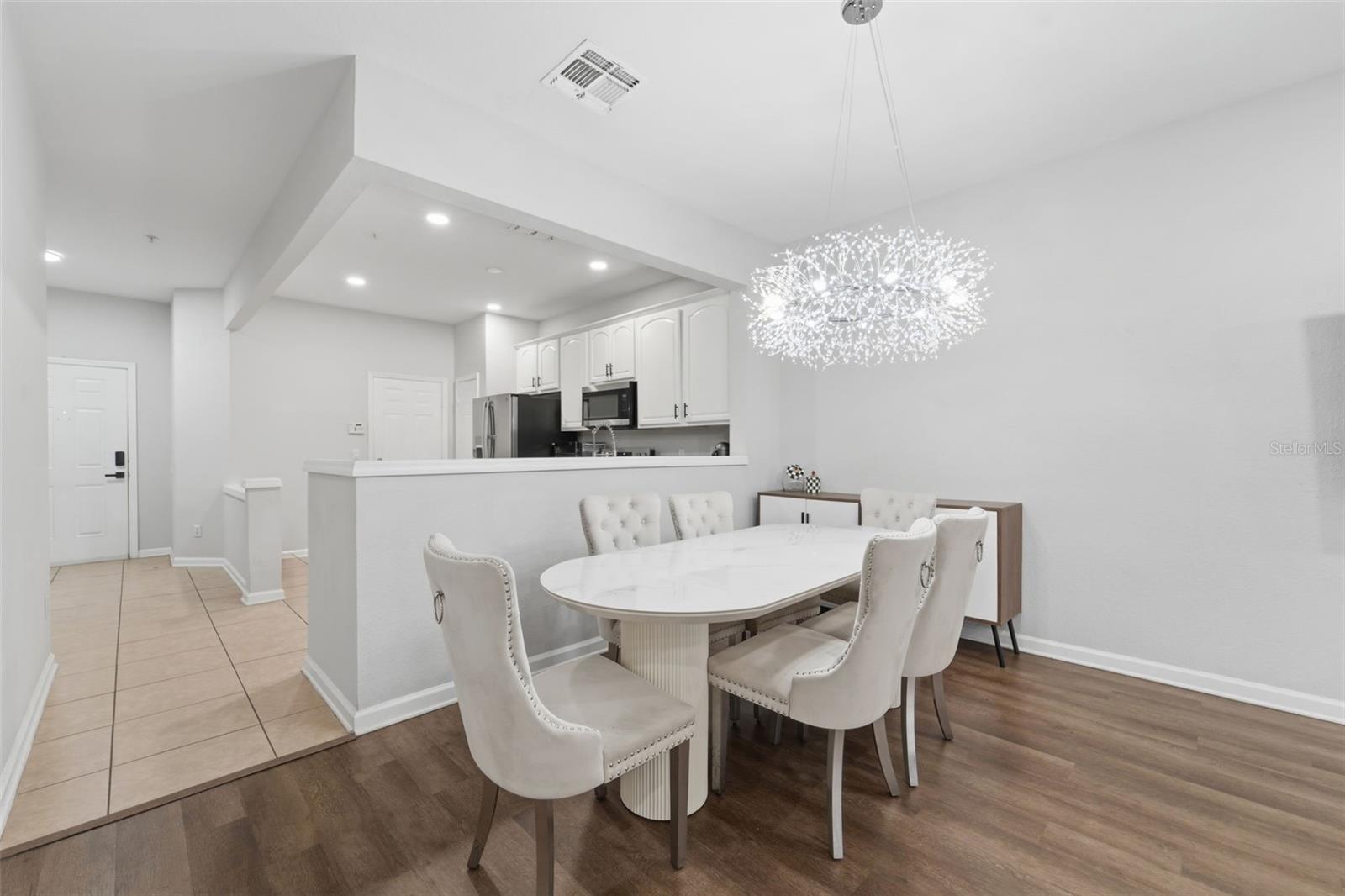 VISTAS/PHILLIPS COMMONS - Residential