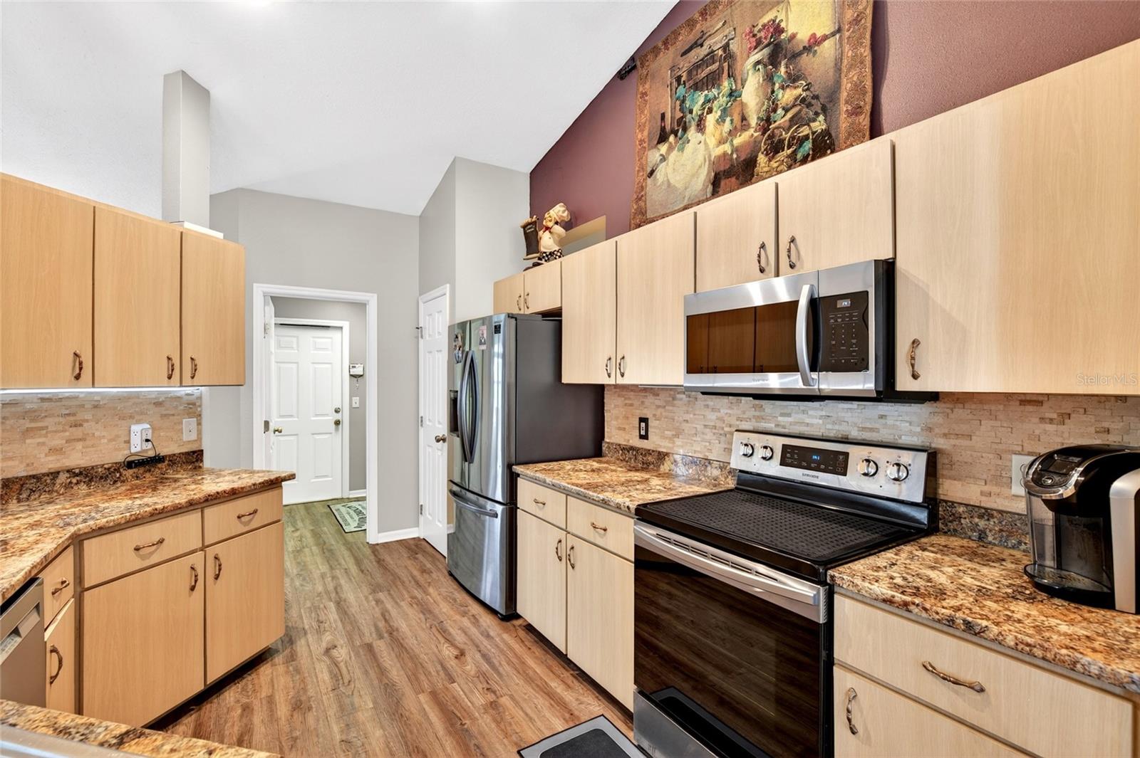 MARION OAKS - Residential