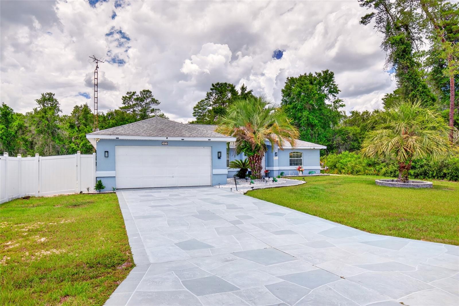 MARION OAKS - Residential