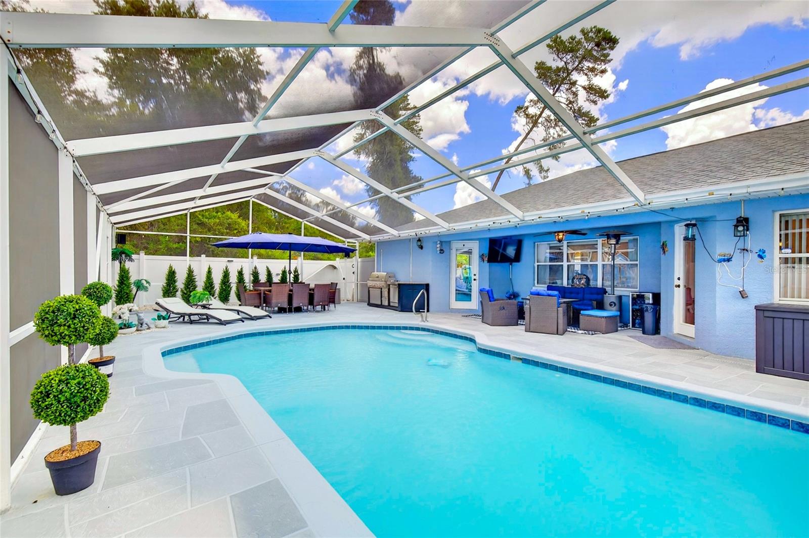 MARION OAKS - Residential