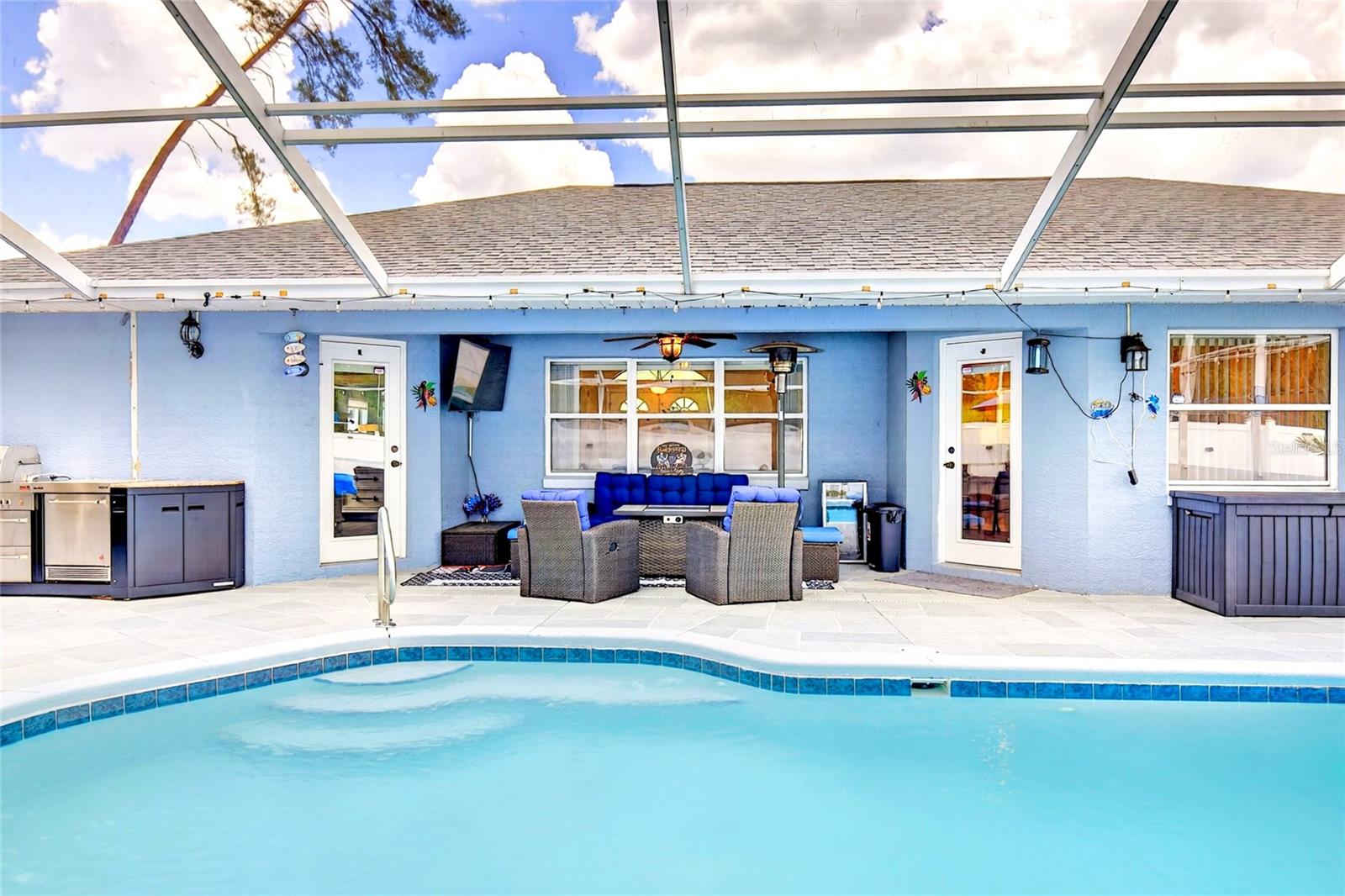 MARION OAKS - Residential