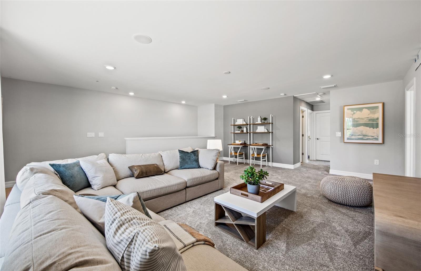 GRANDURA - Residential