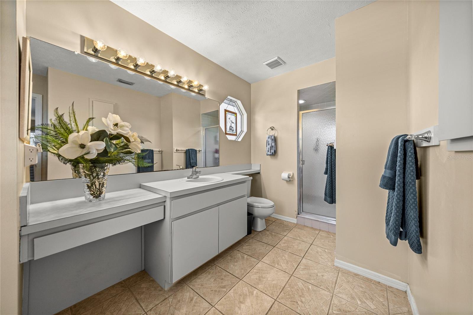 PELICAN COVE UNREC CONDO - Residential