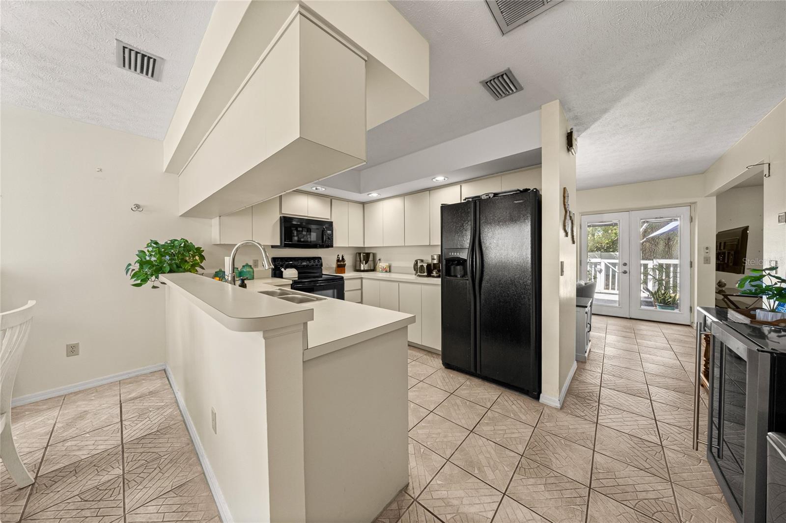 PELICAN COVE UNREC CONDO - Residential