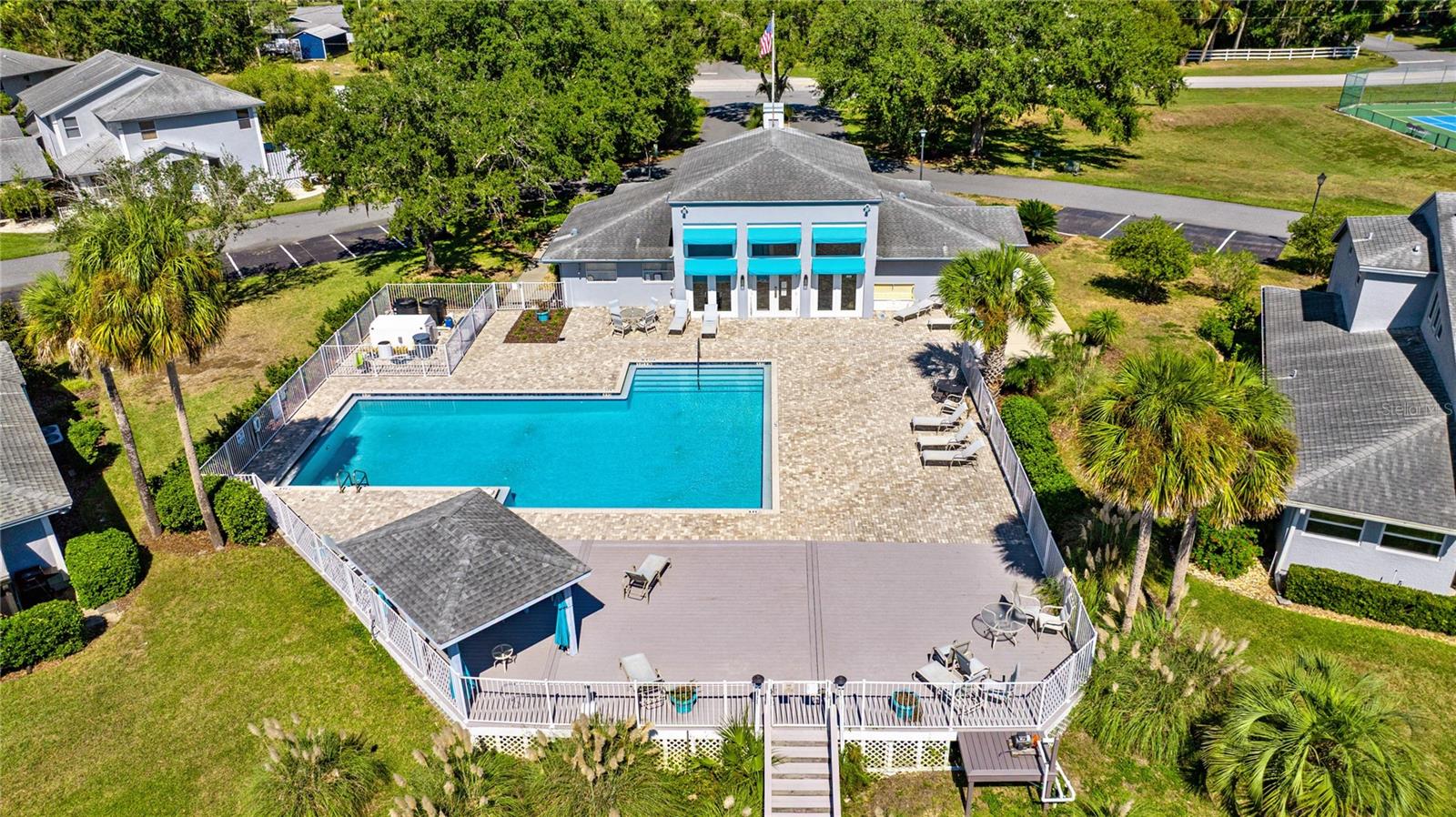 PELICAN COVE UNREC CONDO - Residential