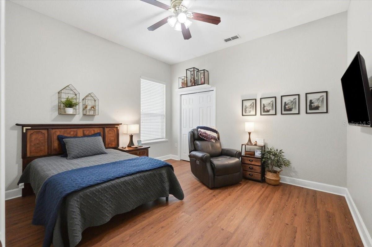 HARTFORD ESTATES - Residential