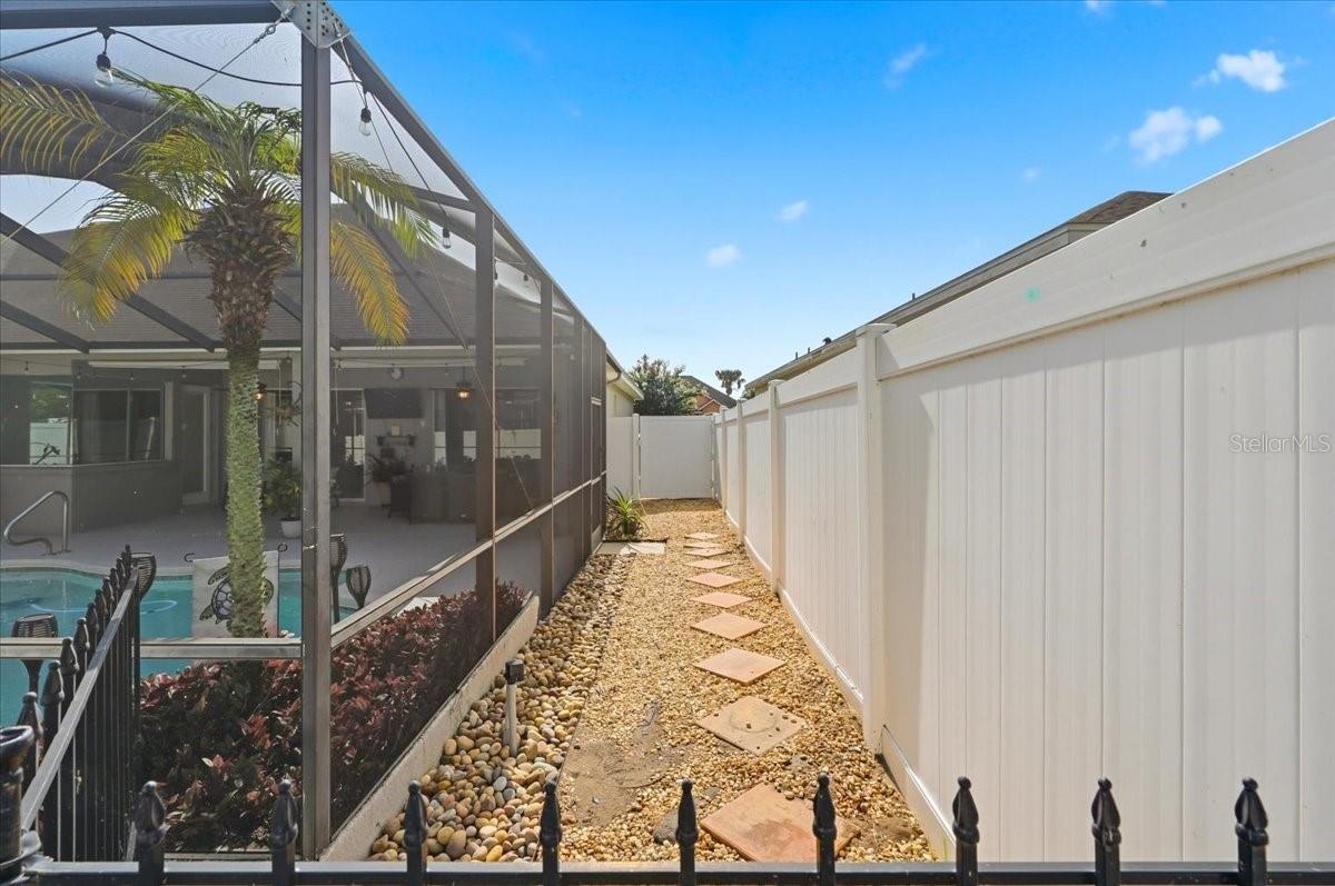 HARTFORD ESTATES - Residential