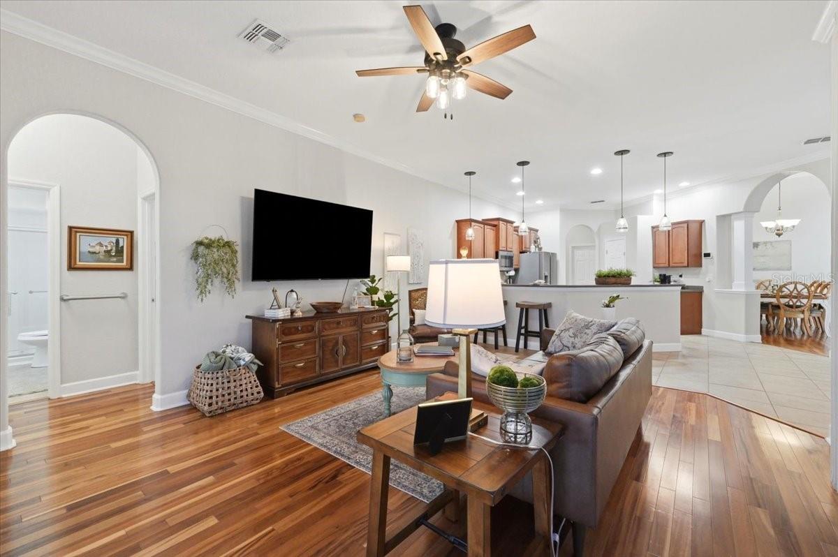 HARTFORD ESTATES - Residential