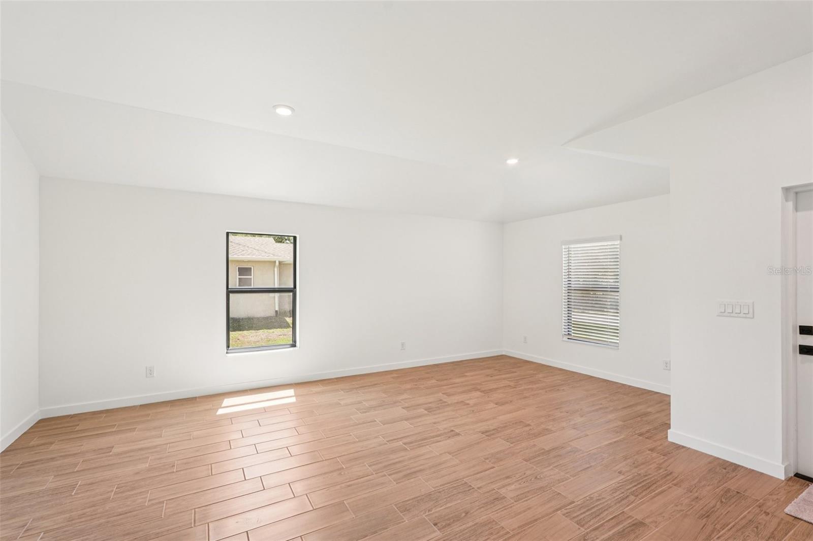 1527-PORT CHARLOTTE SUB 09 - Residential