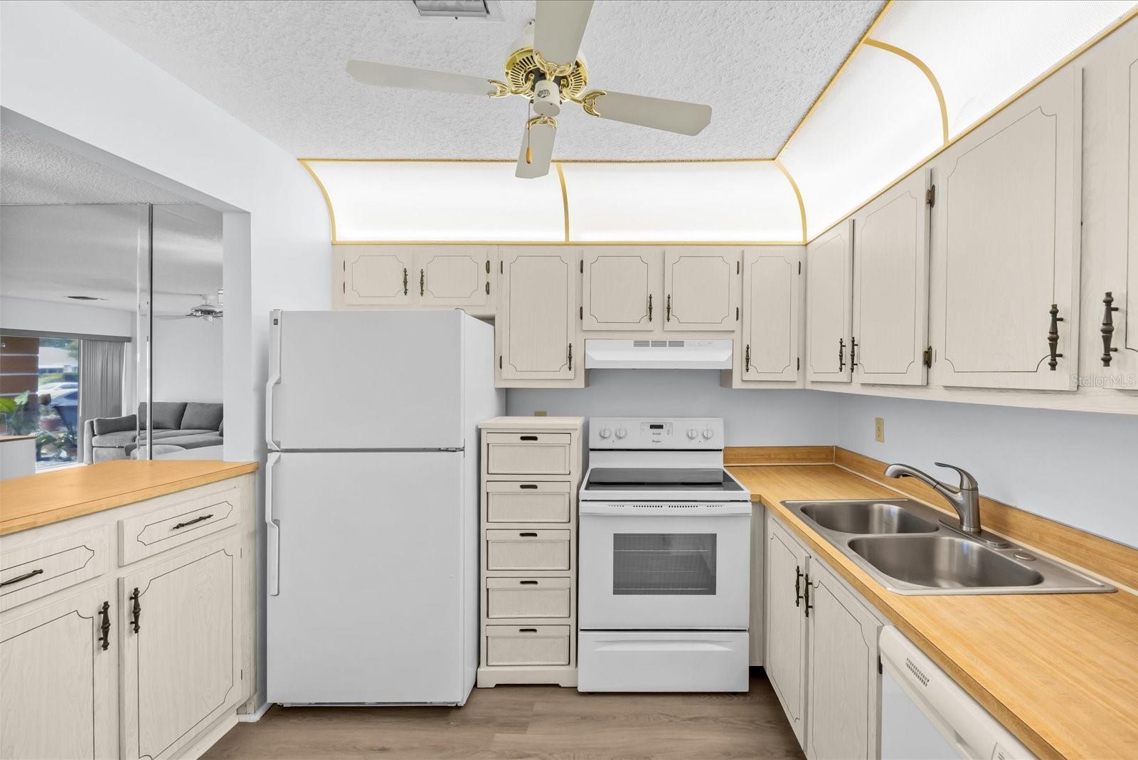 HIGH POINT OF FORT PIERCE CONDO SEC 2 - Residential