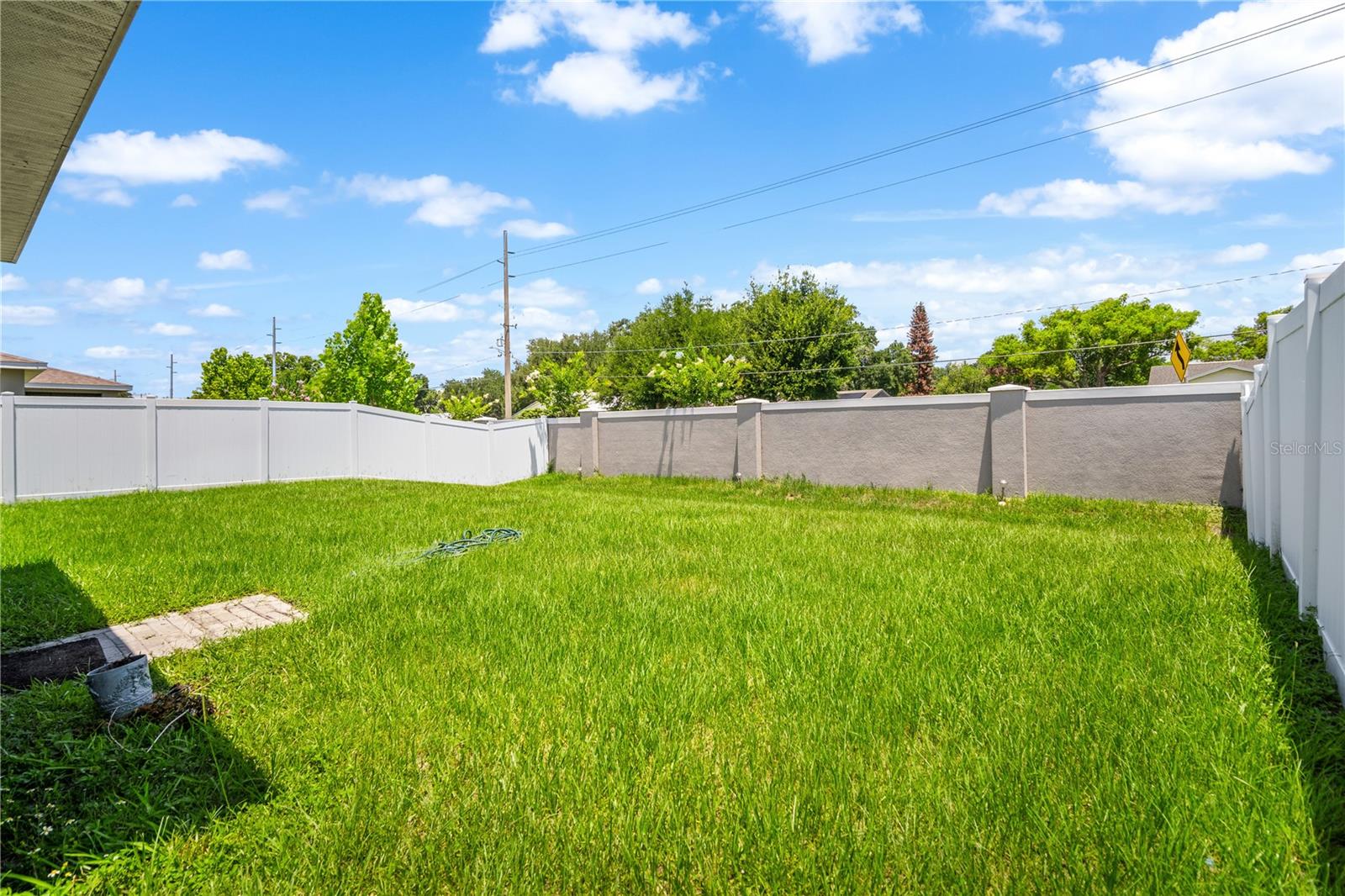 SEASONS/MATTIE POINTE - Residential