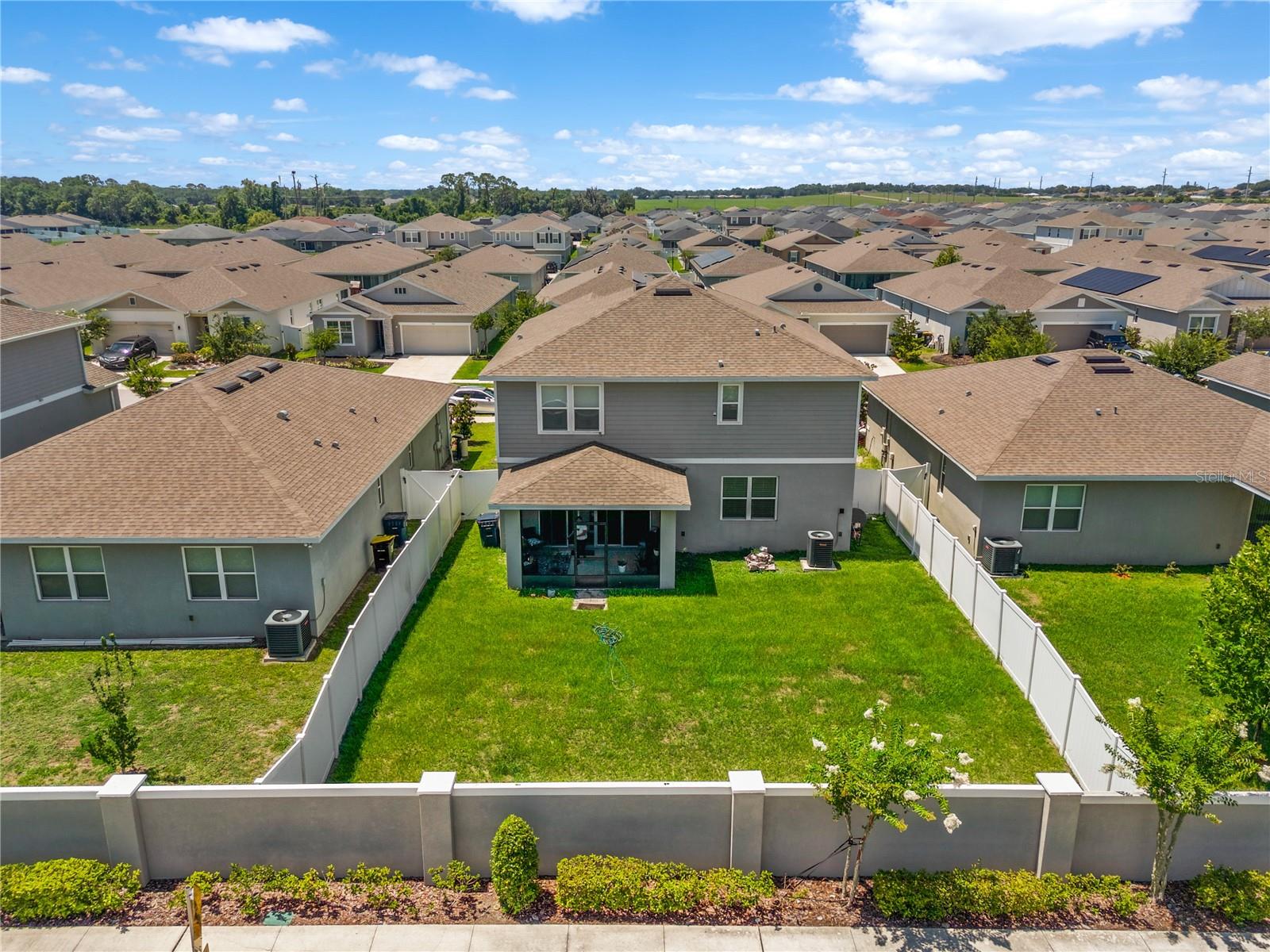 SEASONS/MATTIE POINTE - Residential