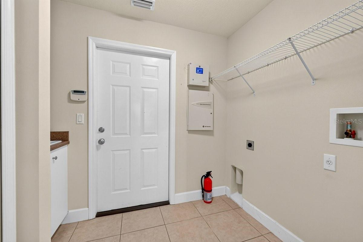 BREAKAWAY TR PH 03 UNIT 2B - Residential