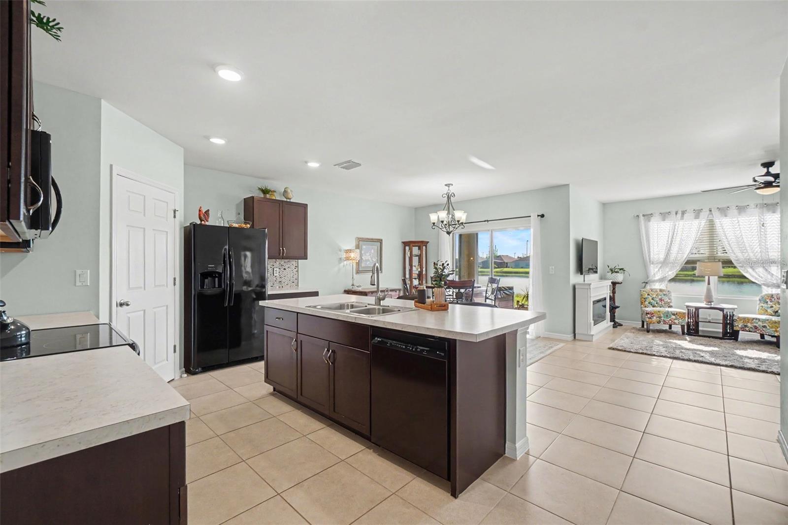 WATERFORD ESTATES PH 2B & 2C - Residential