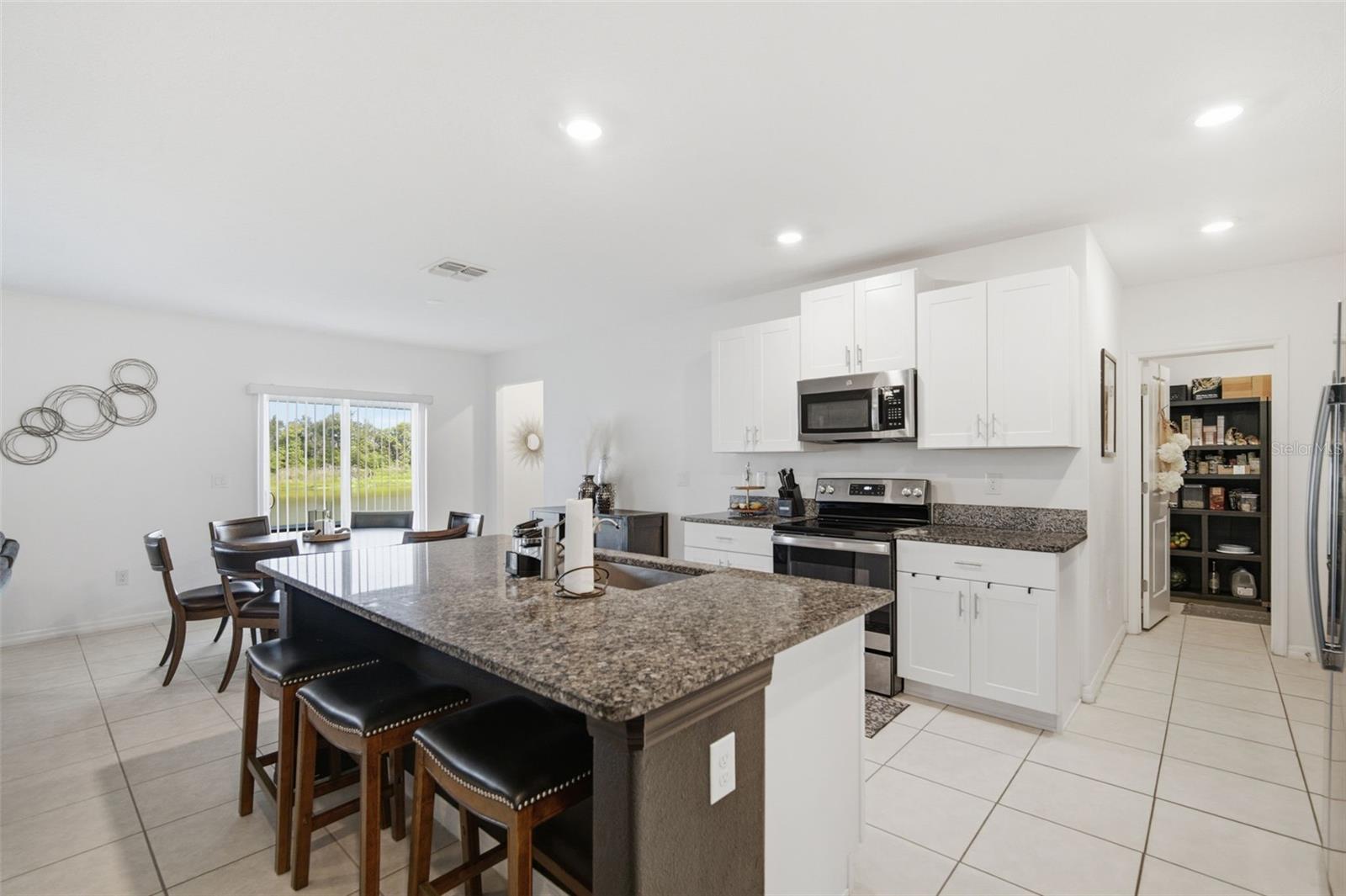 ABBOTT SQUARE PH 1A - Residential