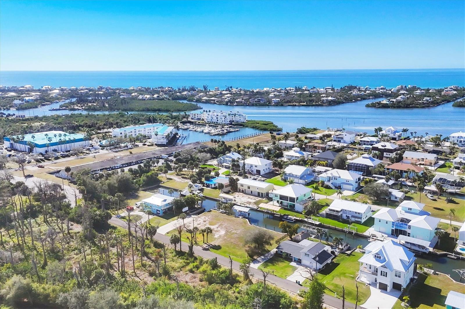 PALM POINT - Land