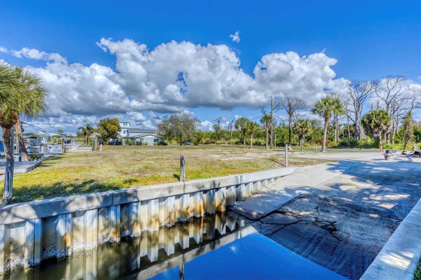PALM POINT - Land
