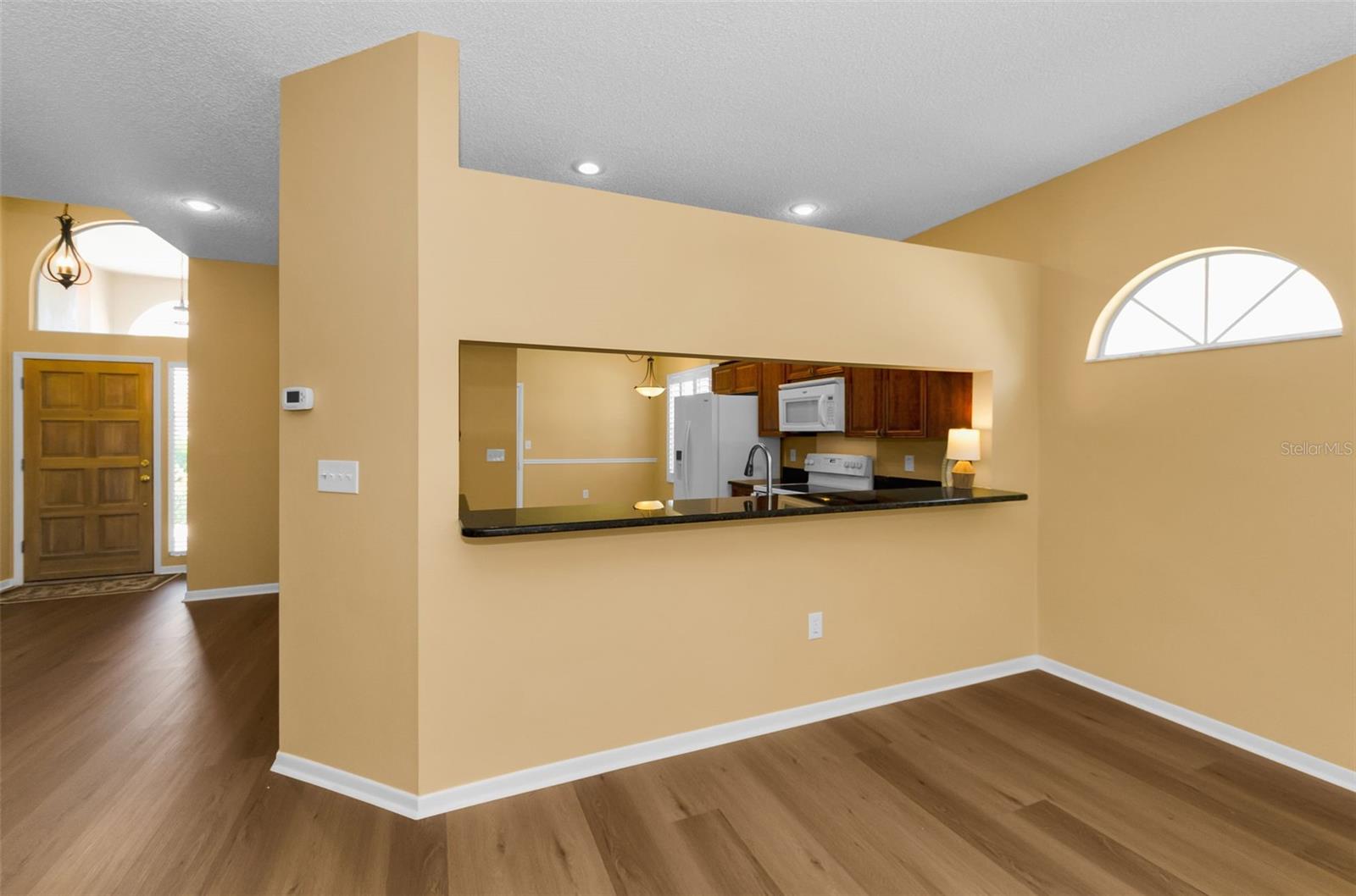 CRESCENT OAKS COUNTRY CLUB 2 - Residential