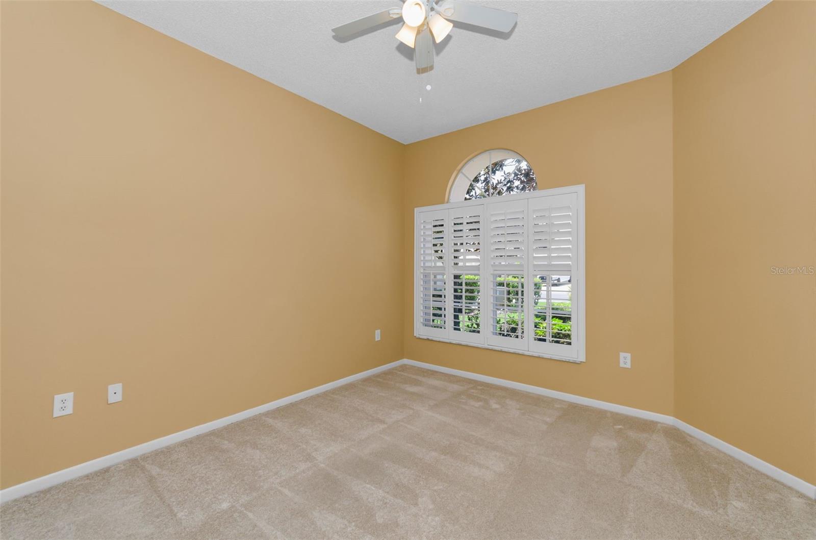 CRESCENT OAKS COUNTRY CLUB 2 - Residential