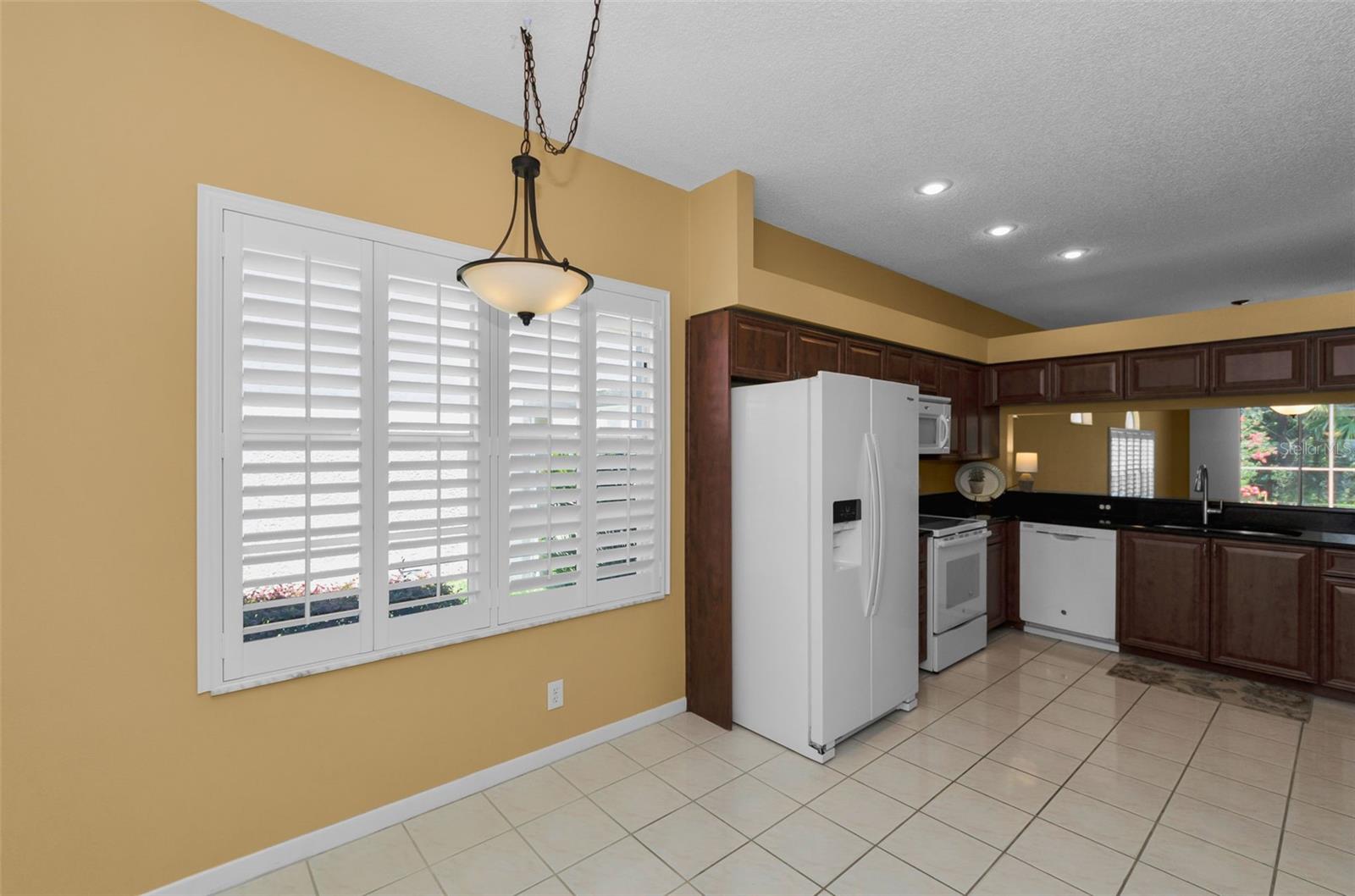 CRESCENT OAKS COUNTRY CLUB 2 - Residential