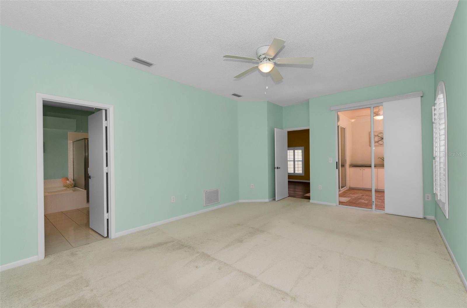 CRESCENT OAKS COUNTRY CLUB 2 - Residential