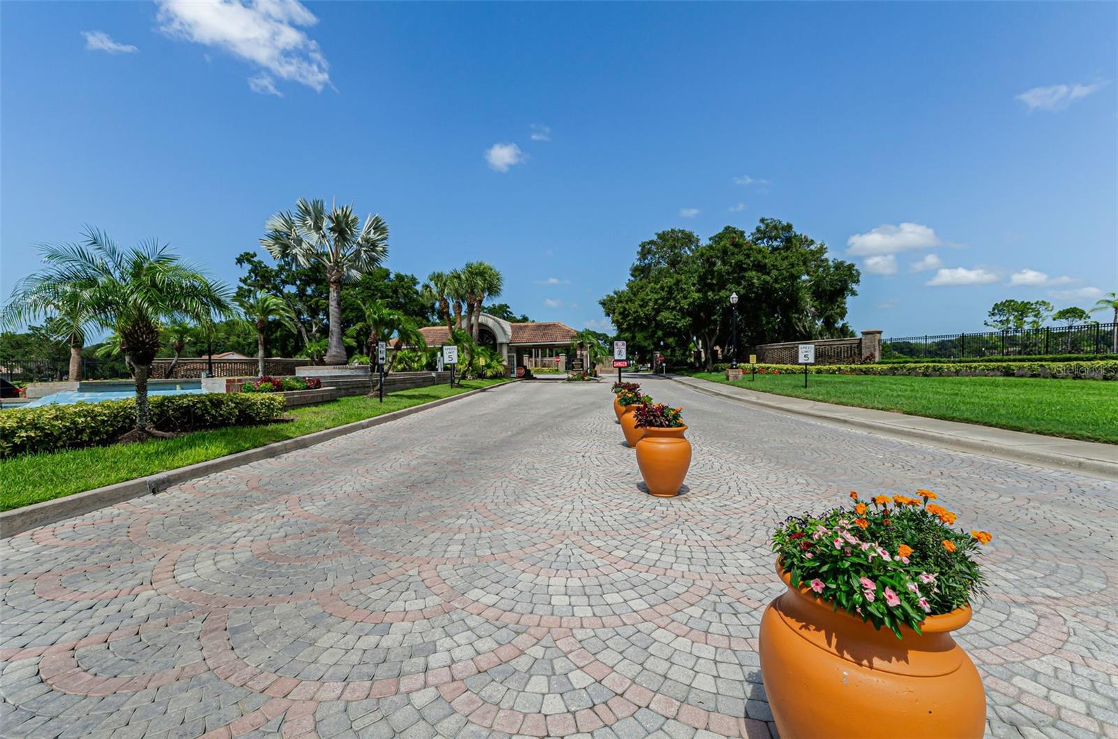 CRESCENT OAKS COUNTRY CLUB 2 - Residential