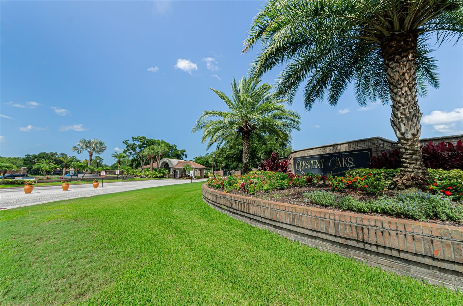 CRESCENT OAKS COUNTRY CLUB 2 - Residential