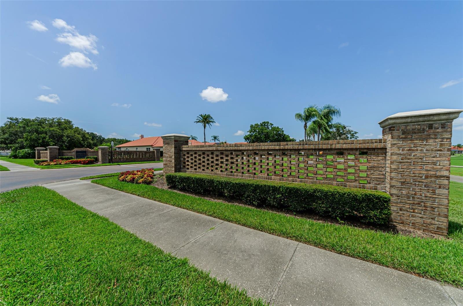 CRESCENT OAKS COUNTRY CLUB 2 - Residential