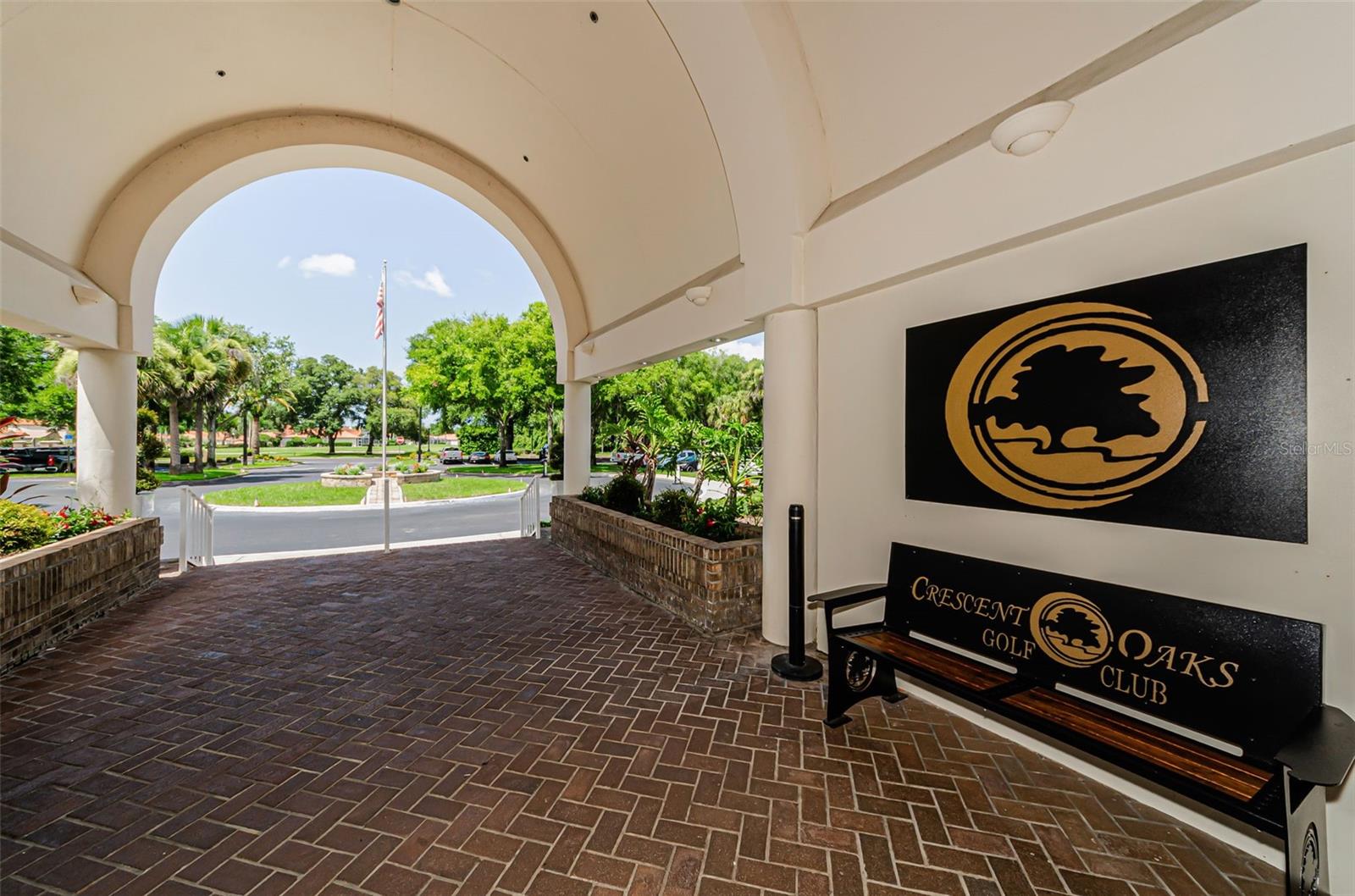 CRESCENT OAKS COUNTRY CLUB 2 - Residential