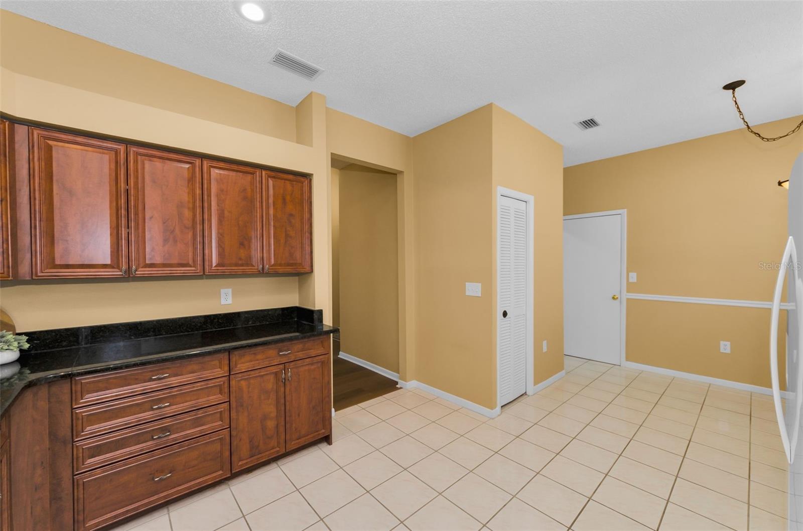 CRESCENT OAKS COUNTRY CLUB 2 - Residential